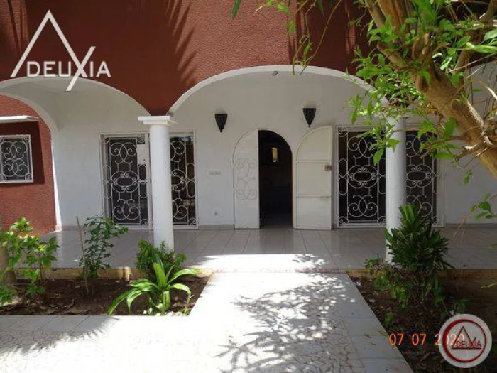 Villa de 2 chambres en vente Grand Mbour — réf. GMB944