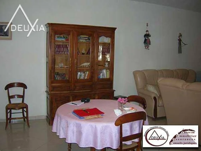 Villa de 3 chambres en location Mbour — réf. MB578L
