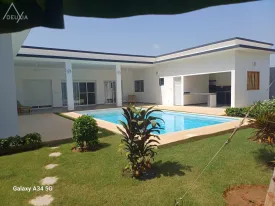 Villa à Ngaparou en vente — photo 1