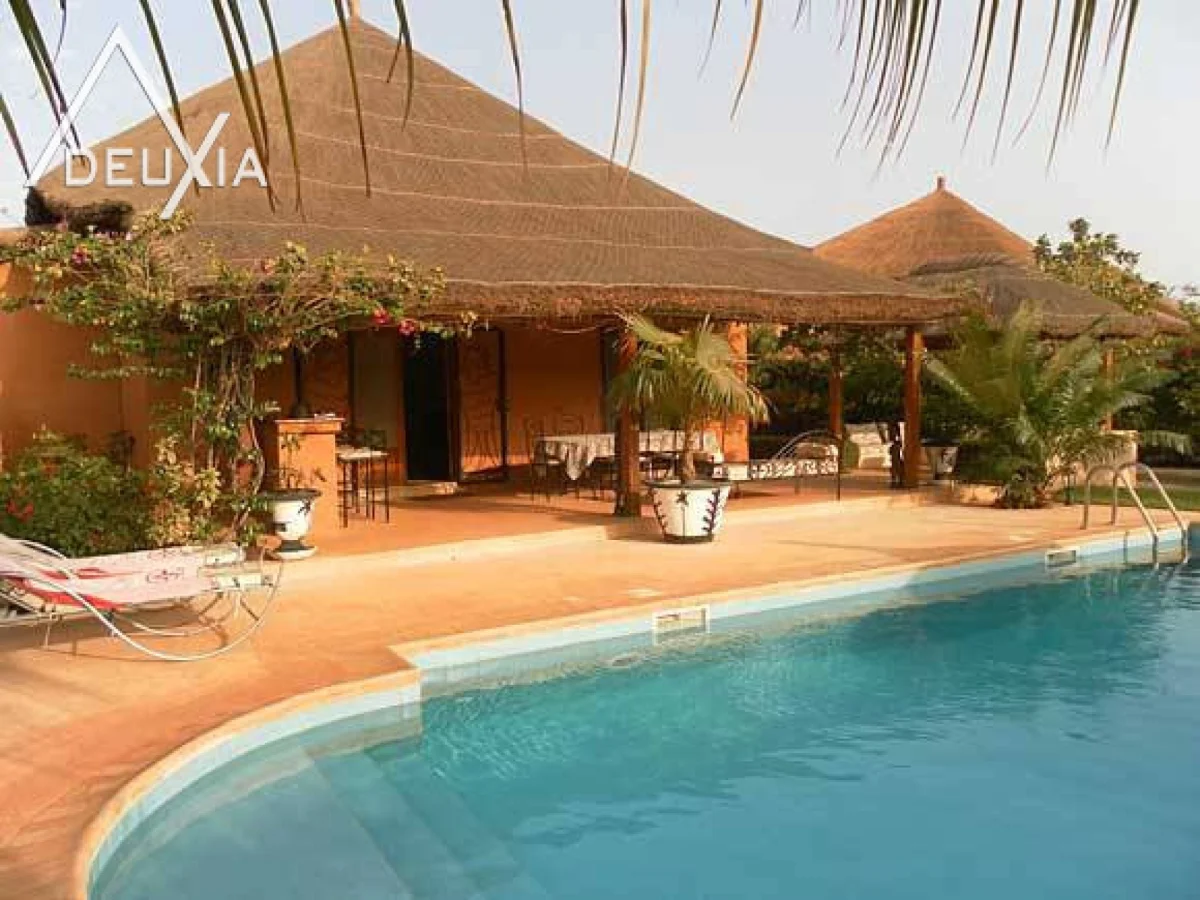 Villa à Nianing à louer