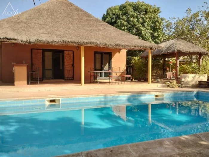 Villa de 3 chambres en location Nianing — réf. NIAG485L