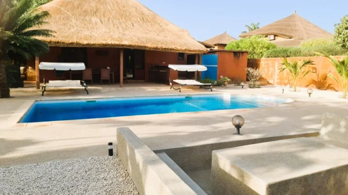 Villa de 4 chambres en location Nianing — réf. NIAG850L