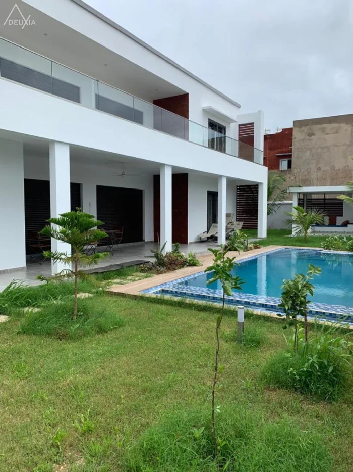 Villa de 2 chambres en location Saly — réf. SJ334L