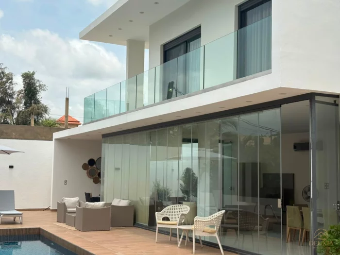 Villa de 4 chambres en location Saly — réf. SN400L