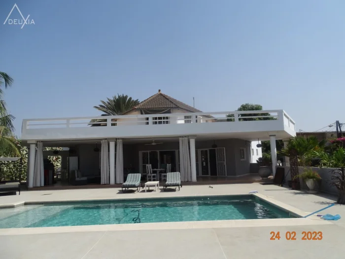 Villa de 3 chambres en location Saly — réf. SN989L